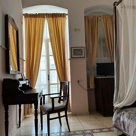 Monte Kristo Hotel Ermoupoli Luaran gambar