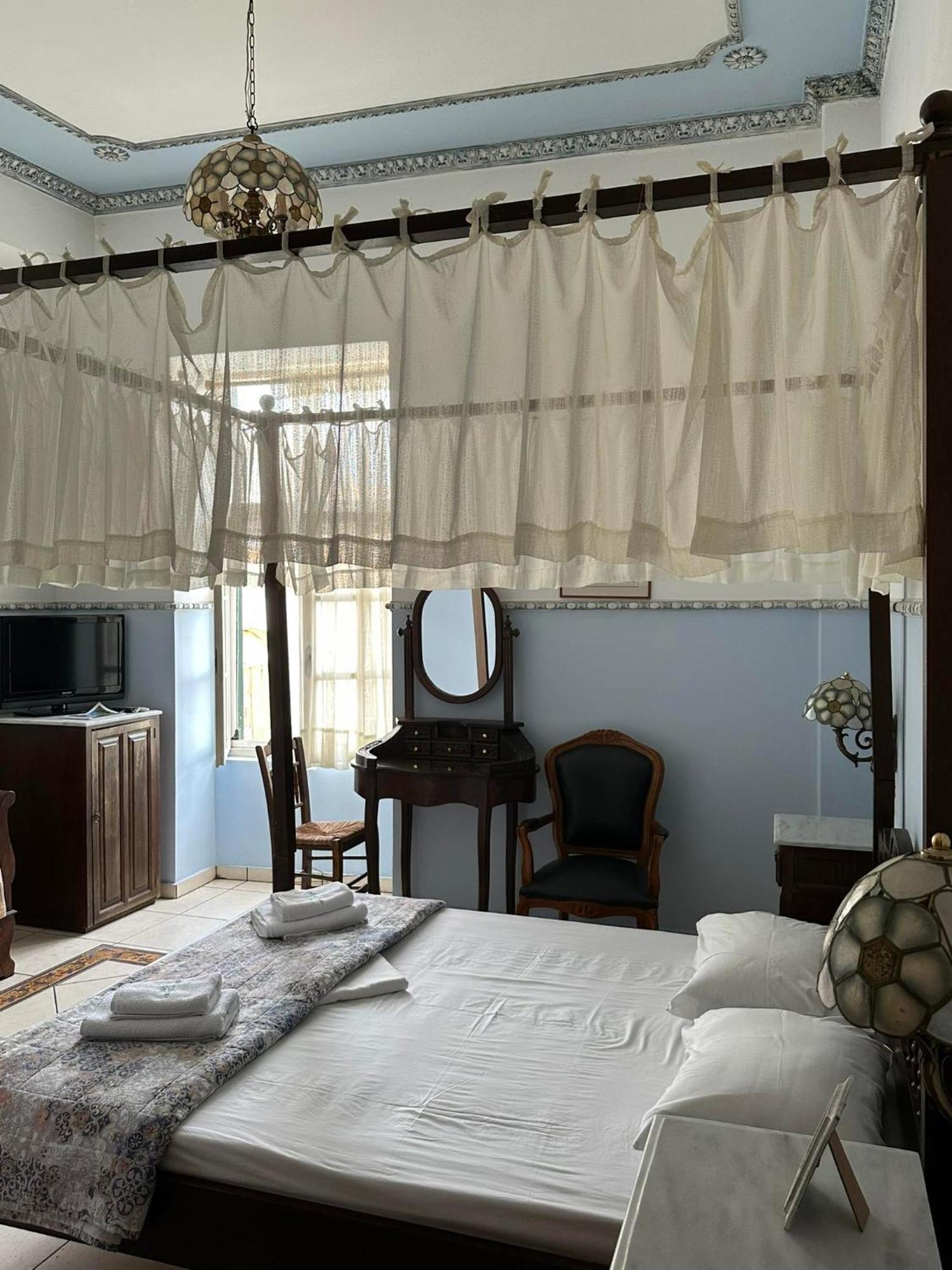 Monte Kristo Hotel Ermoupoli Luaran gambar