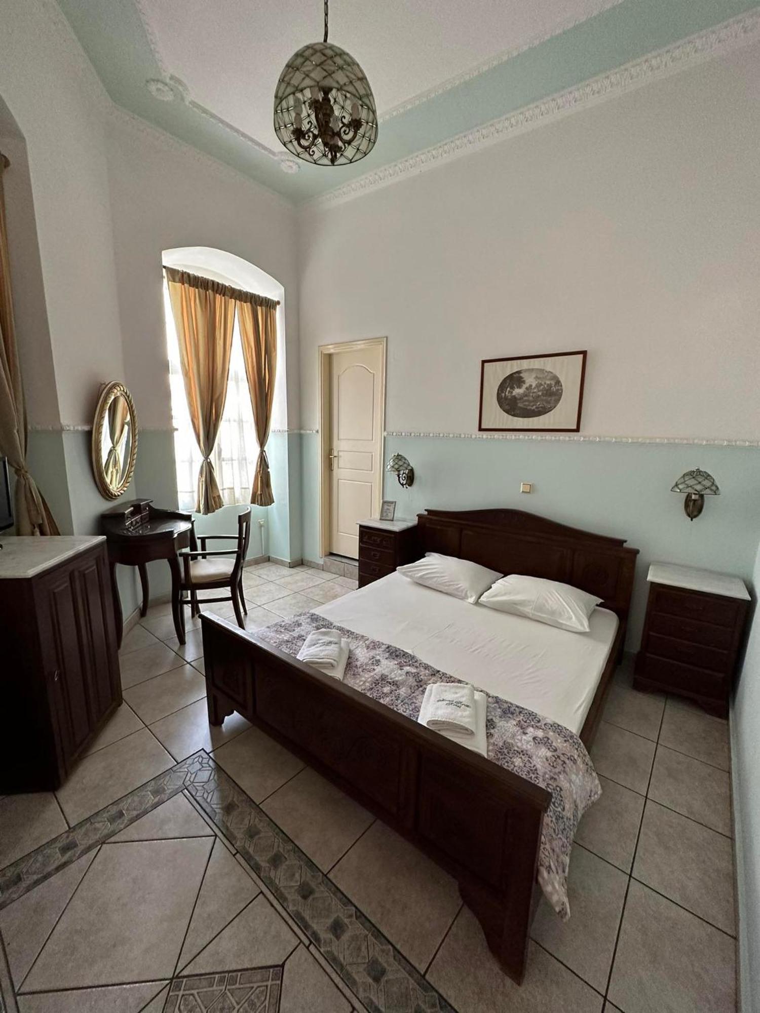 Monte Kristo Hotel Ermoupoli Luaran gambar