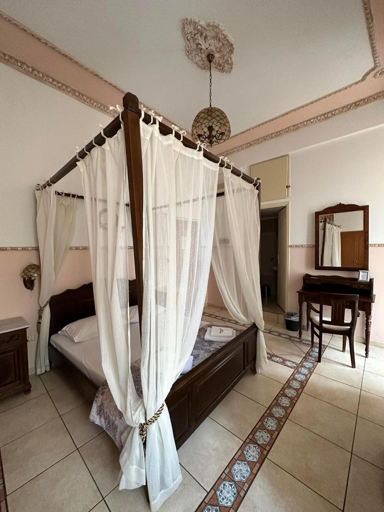 Monte Kristo Hotel Ermoupoli Luaran gambar