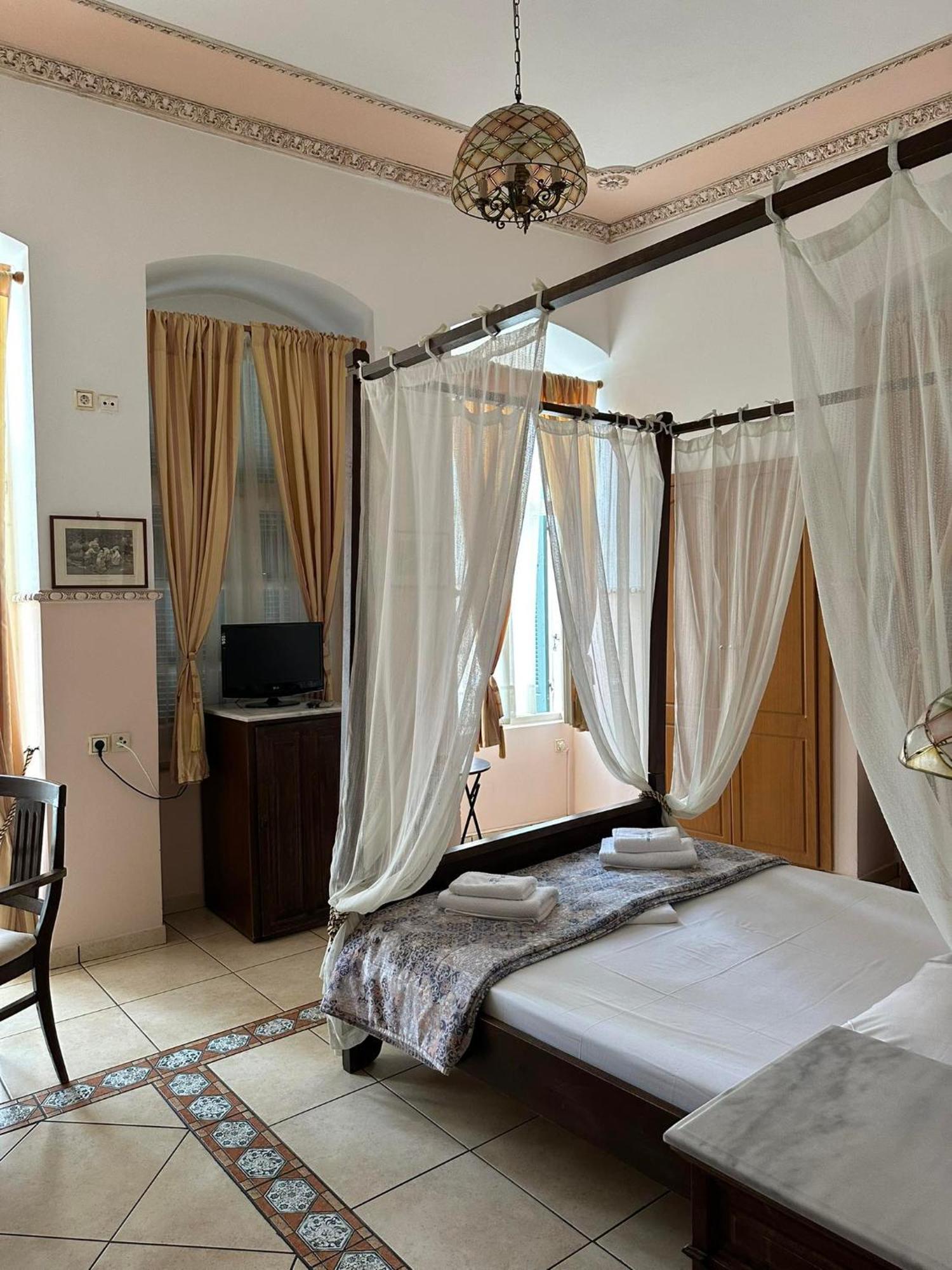 Monte Kristo Hotel Ermoupoli Luaran gambar
