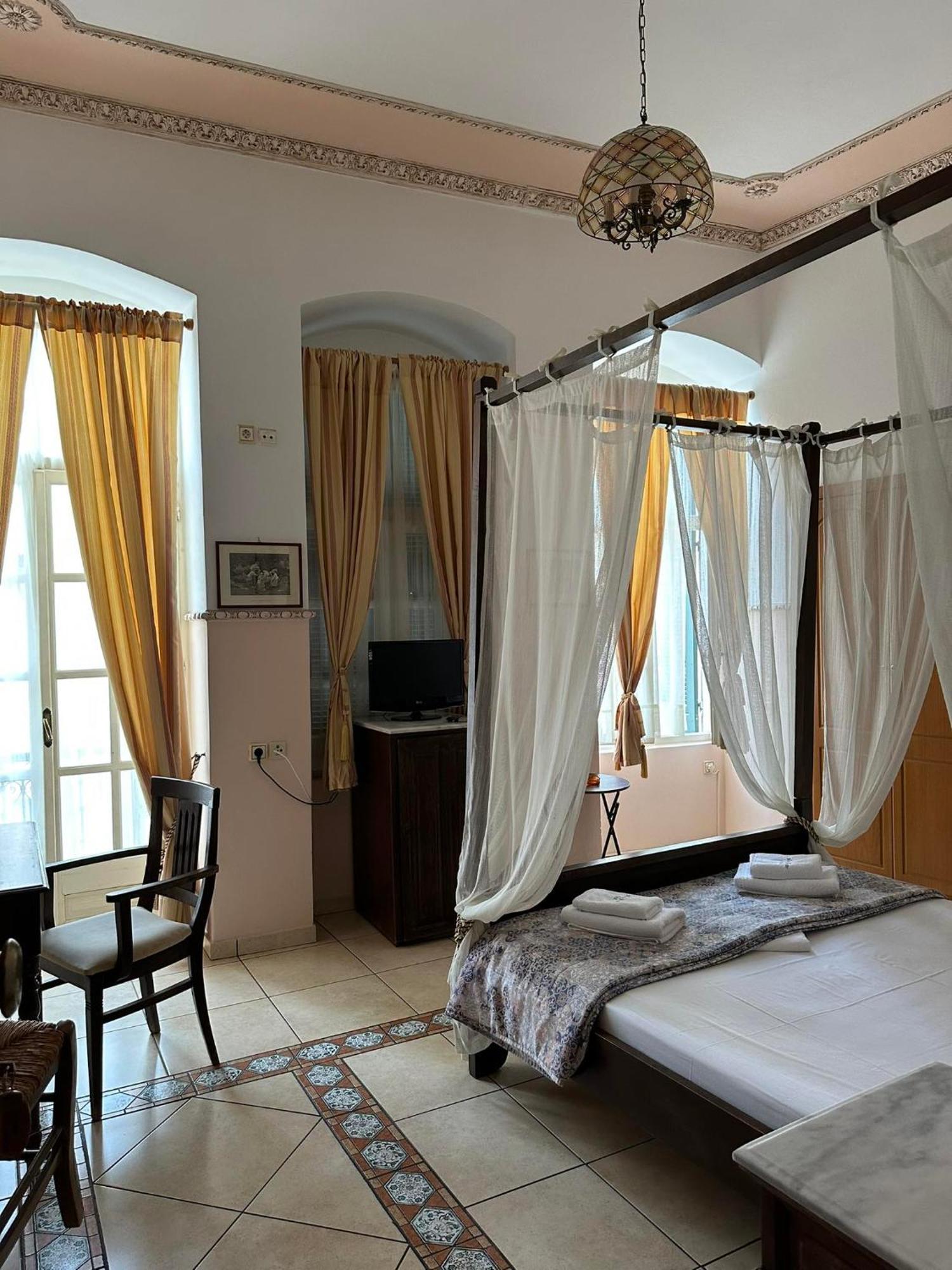 Monte Kristo Hotel Ermoupoli Luaran gambar