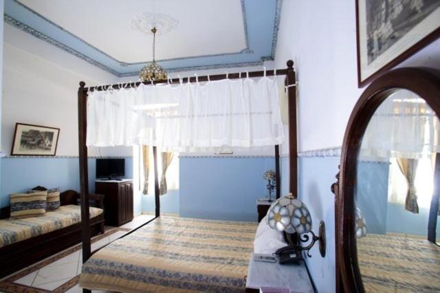 Monte Kristo Hotel Ermoupoli Bilik gambar